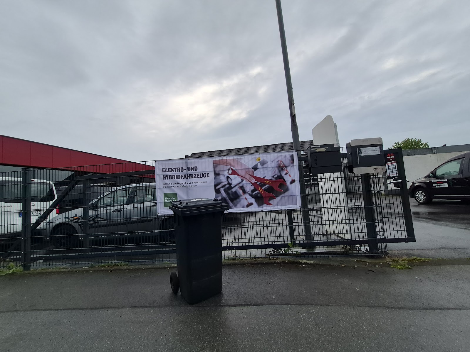 Memeti KFZ-Dienstleistungen – Einblick 3